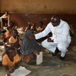 Bawumia-at-Kperisi-Primary-School-620×400