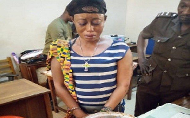 Woman arrested for hiding ‘wee’ and tramadol in stew for jailed lover