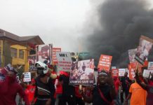 Kumasi: Menzgold customers hit streets; burn car tires