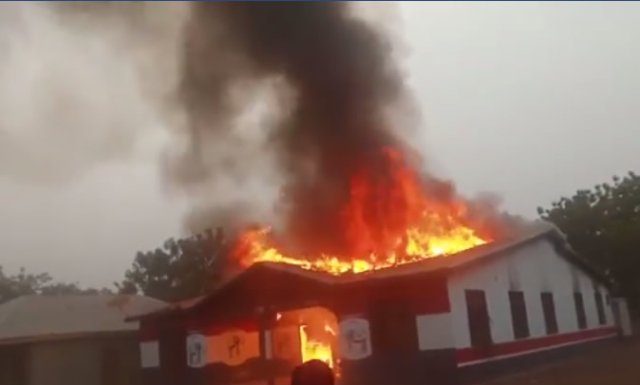 VIDEO: Salaga youth goes on rampage over regional capital diss