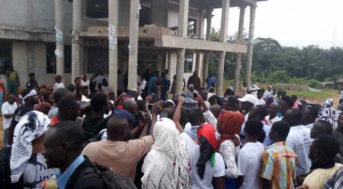 Armed police at A/R NDC office as Muntaka’s challenger files nomination