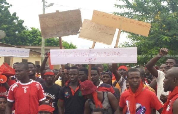 Shots fired as drivers invade MCE’s office to protest poor roads