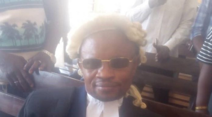 PHOTO: Fake Lawyer busted In Techiman