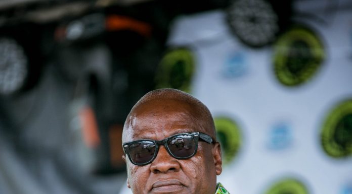 I’ll extend free SHS to private schools-Mahama