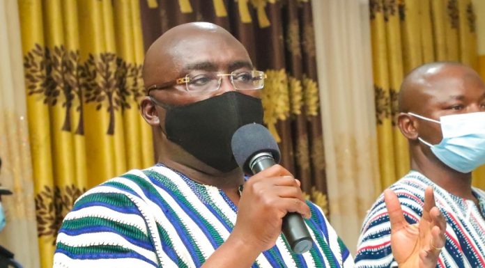 Apologise over ‘Akyem Sakawa mafia’ comment – Bawumia to Mahama