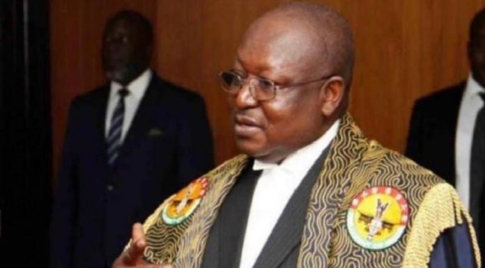 Parliament loses deputy clerk