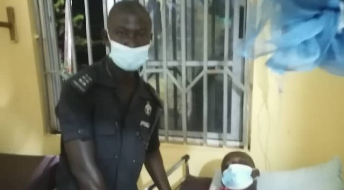 Police officer shot 8 times by robbers