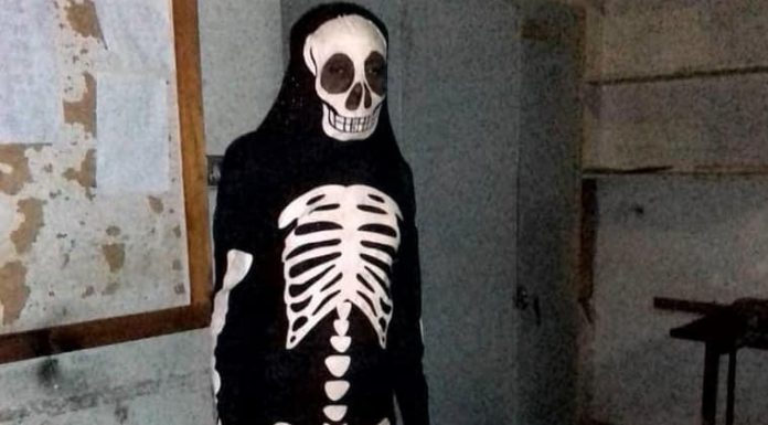Zimbabwean Police Arrest Burglar Who Pretends To Be A Ghost (photos)