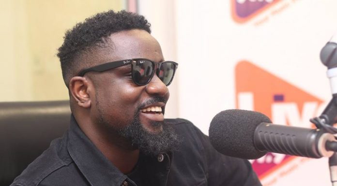 “Fixing the country automatically fixes the people” – Sarkodie breaks long silence on the #FixTheCountry campaign