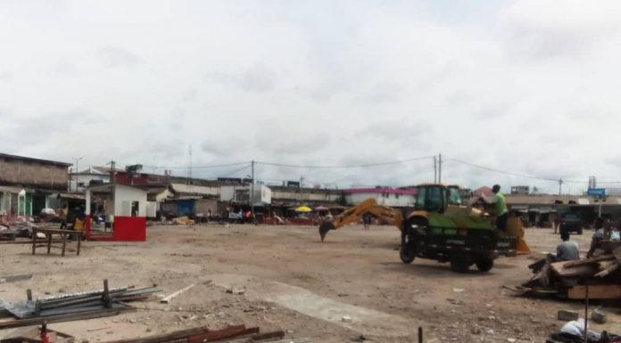 Military storms Takoradi Market Circle as traders prepare to relocate (Photos)