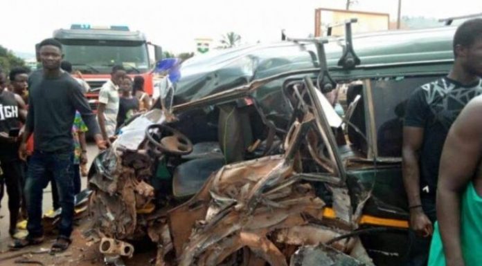 One confirmed dead, 12 injured in fatal accident at Brahabebome