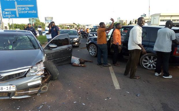 Police kill 3 armed robbers, arrest 2 others