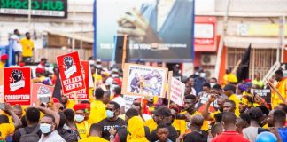 We Are Tired Of Substandard Leadership And Governments That Have No Plan – FixTheCountry Protestor.