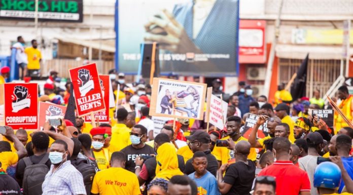 We Are Tired Of Substandard Leadership And Governments That Have No Plan – FixTheCountry Protestor.