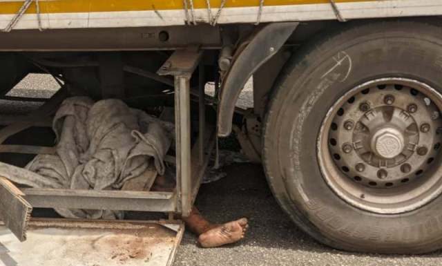 Articulator truck crashes woman to death at Anloga Junction