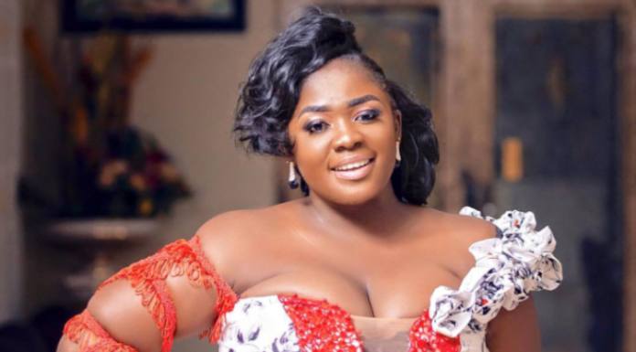 I have everything in this world except husband — Tracey Boakye
