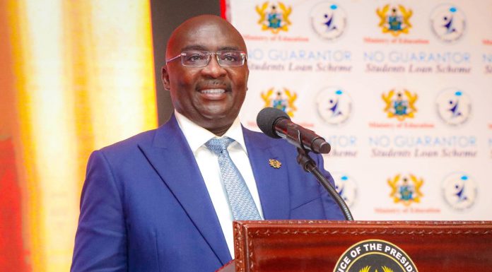 Bawumia launches ‘No Guarantor Students Loan’