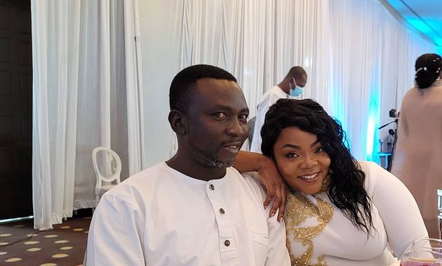 Joyce Blessing Is Sipping Wine And So What? – What Is The First Miracle Jesus did? Celestine Donkor’s husband Defends The Gospel Artiste