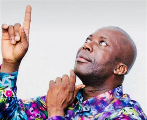 Presidency is not about grammar; let’s try illiterates like myself -Kumchacha