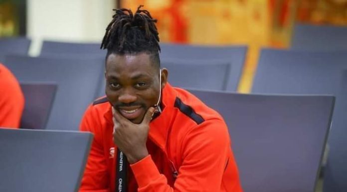 Stop sharing tragic photo of Atsu- Family pleads
