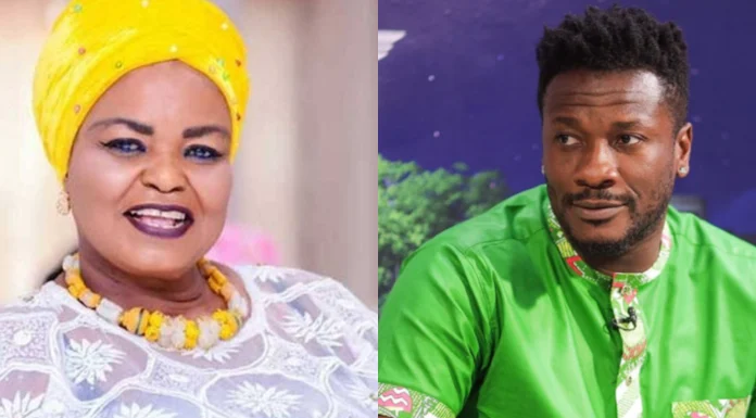 I’ll surely date Asamoah Gyan, I love him – Auntie Bee