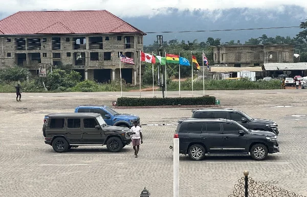 Here are the 5 cars used to travel from Accra to London by road
