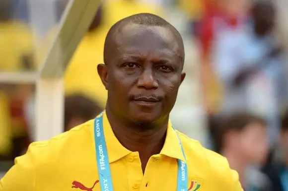 Don’t allow anyone to control you – Kwesi Appiah tells Chris Hughton