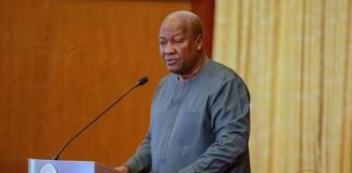 I only wear suits for some official occasions – President Mahama