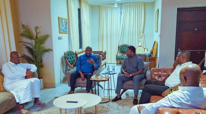 Bawumia visits Ntim Fordjour after attempted arrest by NIB officials